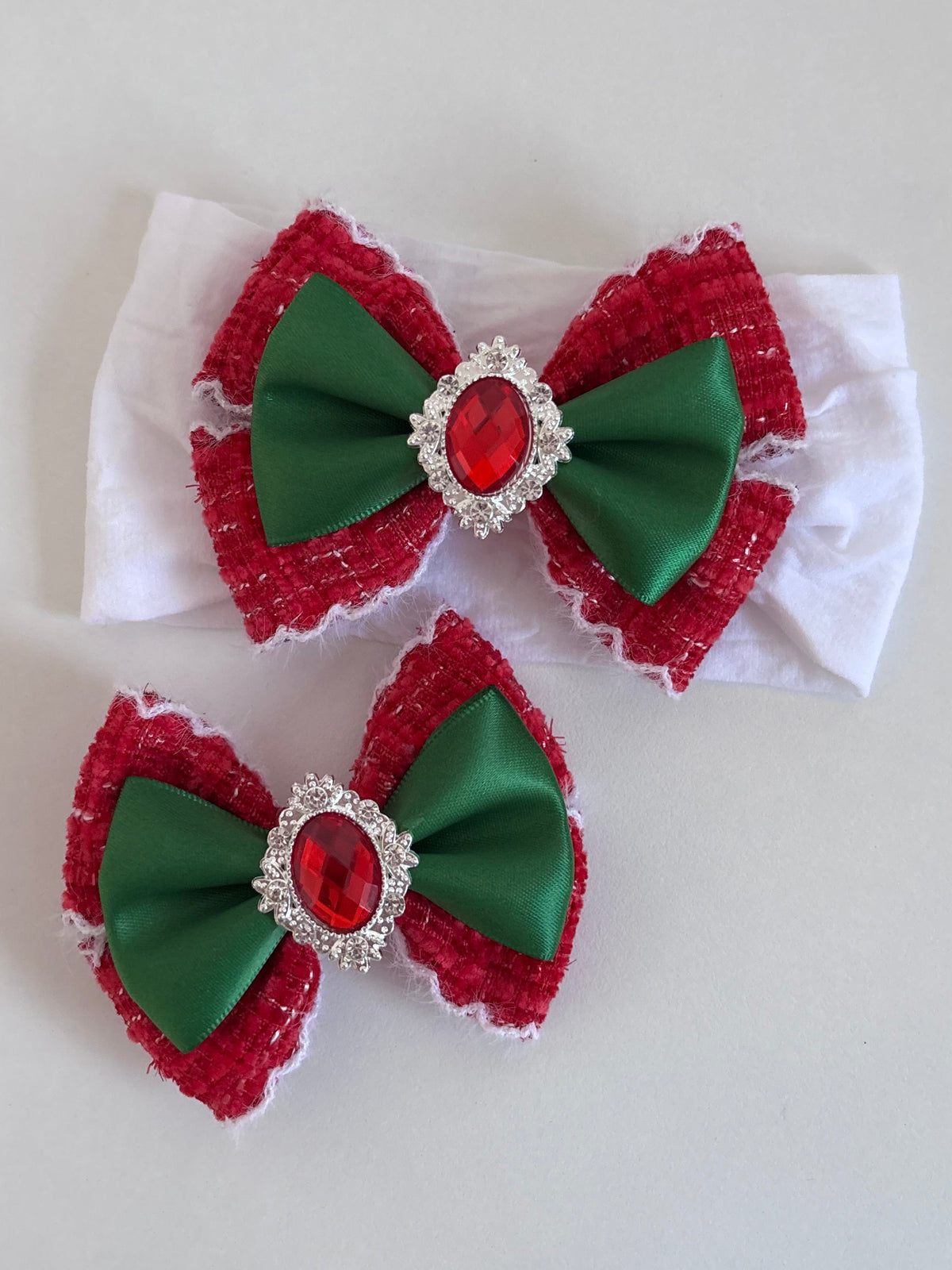 Red/green tweed bow