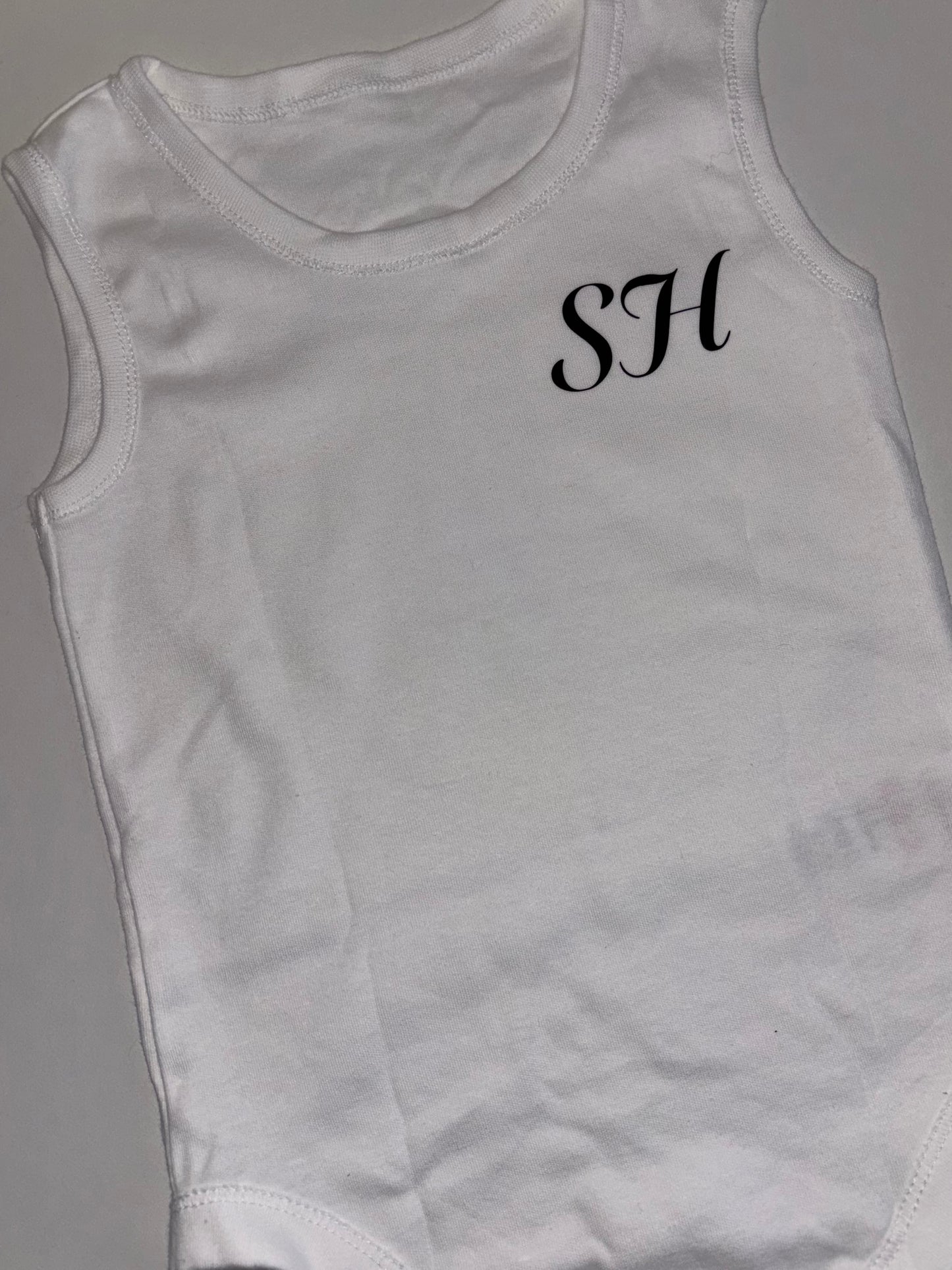 Sleeveless baby vest
