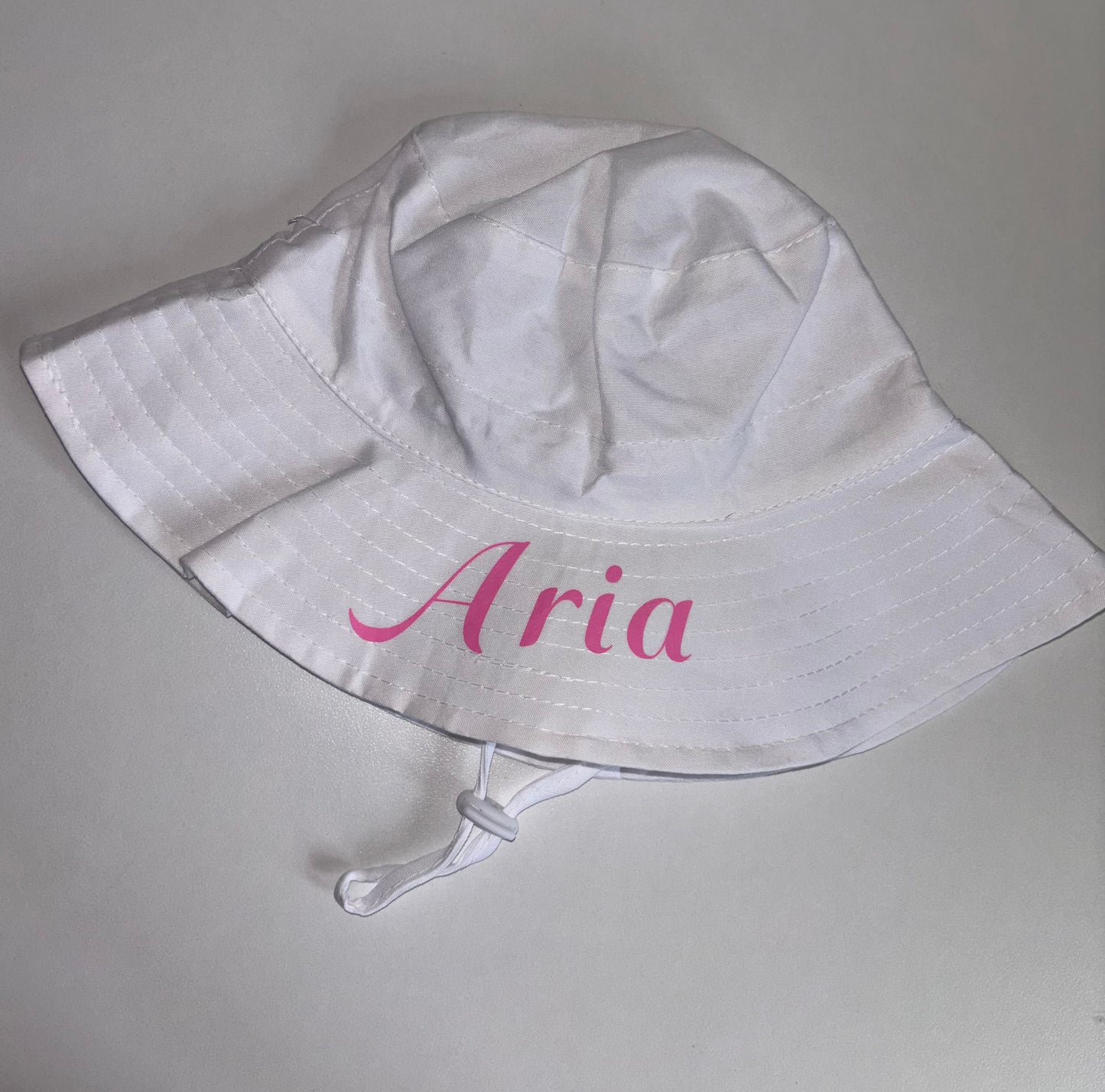 White/pink sunhat 1-3y