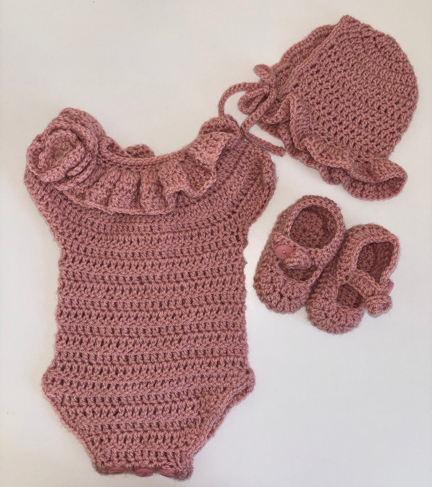 0-3 months crochet set - instant dispatch
